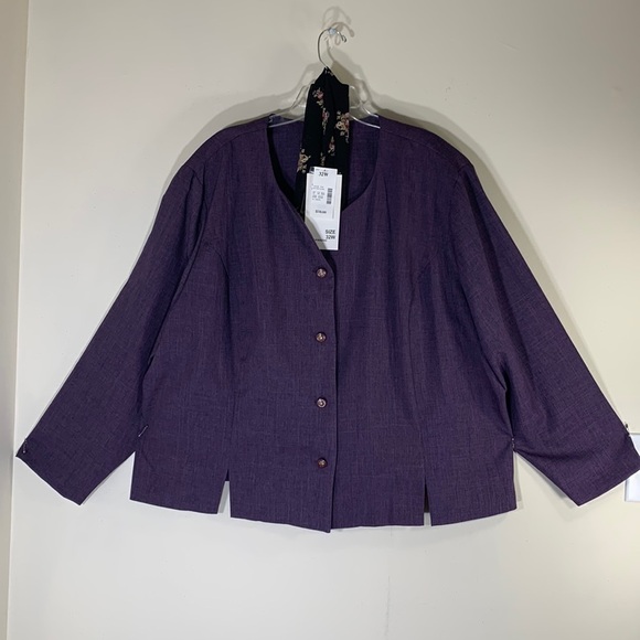 Helen Blake Jackets & Blazers - NWT. Helen Blake 32W  Button Front Jacket with Floral Scarf.